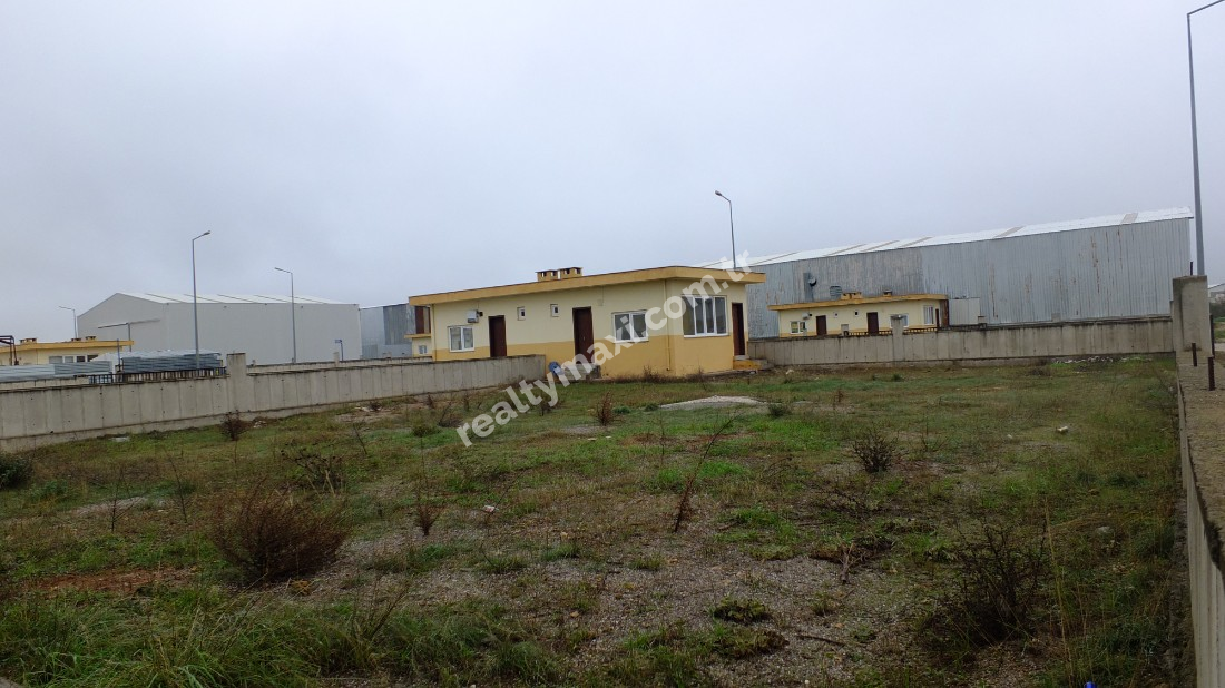 Döşemealtı Kırkgöz Sanayii sitesinde 600 m2 sanayii imarlı arsa