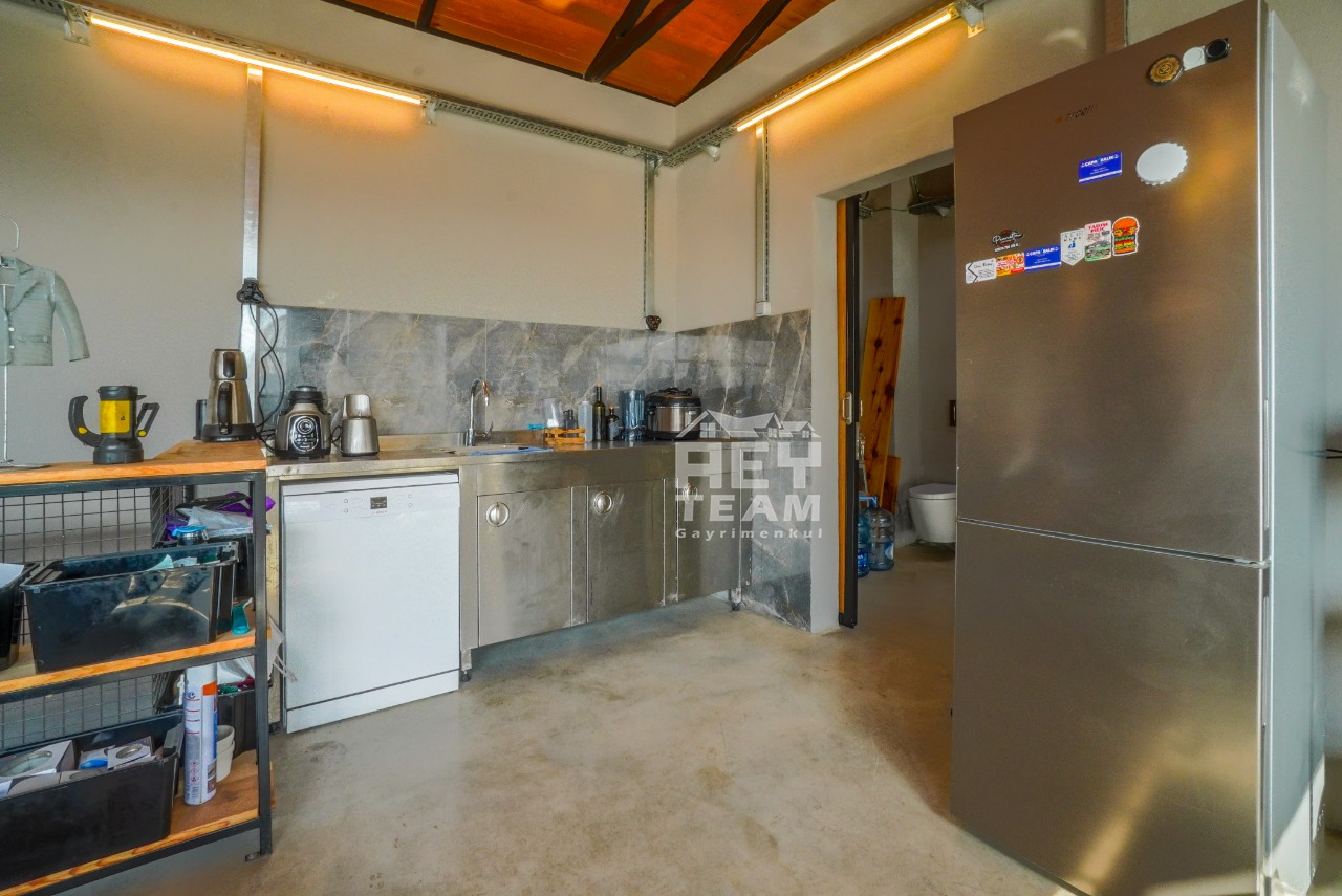 Seferihisar Sığacık'ta Çiftlik Arazisi ve Butik Otel İşletmesi