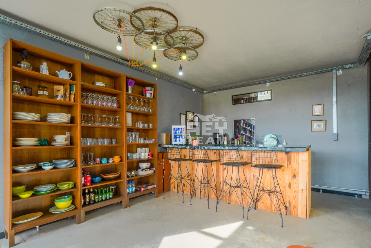 Seferihisar Sığacık'ta Çiftlik Arazisi ve Butik Otel İşletmesi