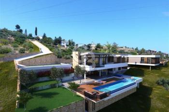 Kıbrıs Girne Bellapais 'de Satılık Türk Koçanlı Özel Tasarım Villa