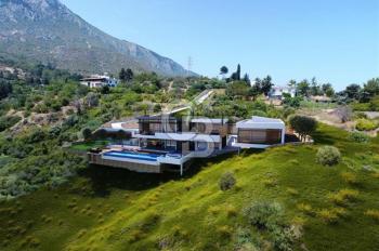 Kıbrıs Girne Bellapais 'de Satılık Türk Koçanlı Özel Tasarım Villa