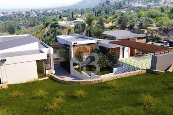 Kıbrıs Girne Bellapais 'de Satılık Türk Koçanlı Özel Tasarım Villa