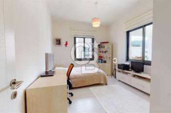 KIBRIS GİRNE ZEYTİNLİK TE HAVUZLU SİTEDE YENİ 3+1 LUX ÇOK ÖZEL DAİRE