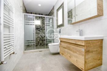 Kıbrıs Girne Alsancak'ta 5+1 Satılık Havuzlu Villa