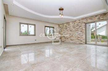 Kıbrıs Girne Alsancak'ta 5+1 Satılık Havuzlu Villa