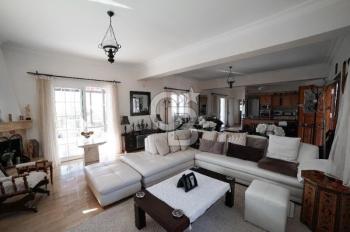 KKTC GİRNE BELLAPAİS BÖLGE 5+1 VİLLA YÜZME HAVUZLU