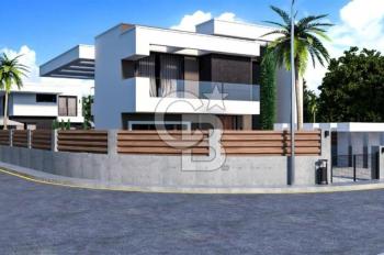 Kıbrıs Girne Ozanköy `de Satılık 4+1 Villa