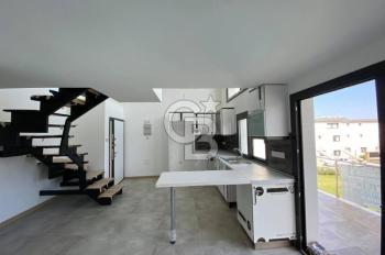 GİRNE ALSANCAK TA ELİT BİR SİTEDE TÜM MASRAFLARI ÖDENMİŞ 1+1 LOFT DAİRE
