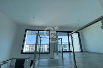 GİRNE ALSANCAK TA ELİT BİR SİTEDE TÜM MASRAFLARI ÖDENMİŞ 1+1 LOFT DAİRE