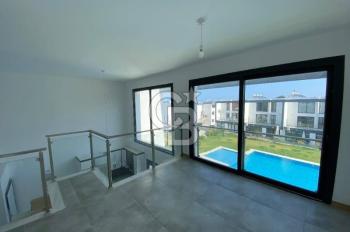 GİRNE ALSANCAK TA ELİT BİR SİTEDE TÜM MASRAFLARI ÖDENMİŞ 1+1 LOFT DAİRE