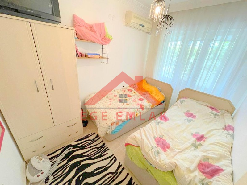 EFELERDE SAĞLIK OCAĞINA YAKIN SATILIK EŞYALI 2+1 DAİRE