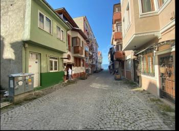DijitalEmlak’tan Mudanya Merkezinde Mütarekeye yakın Satılık 3 Katlı Müstakil Ev