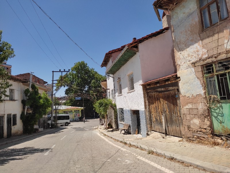 Denizli çal ortaköy mahallesinde müstakil tapulu 1500 m2 satılık bağ fırsatı