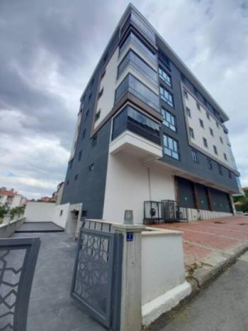 GÜVENAY - ÇORUM BAHÇELİEVLER MAHSUNİ ŞERİF PARKI YANI SIFIR 3+1