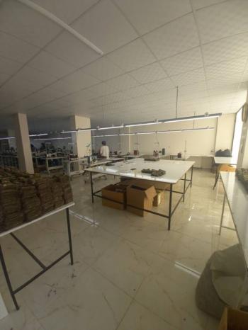 GÜVENAY - ÇORUM YAZI ÇARŞI HALK EĞİTİM MERKEZİ ARKASI SATILIK DÜKKAN