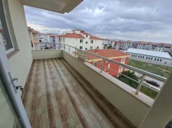 GÜVENAY - ÇORUM ULUKAVAK MAH. ÖZGÜREVLER'DE SATILIK DAİRE 