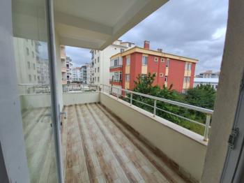 GÜVENAY - ÇORUM İKBAL EVLER KADIN KÜLTÜR ARKASI 2. KAT SIFIR 3+1