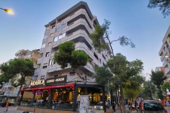 Süvari Caddesinde 3+1  Satılık Daire