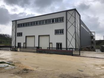 AKÇALAR HOSAB'TA TABANDA 4.500m2 SATILIK KAPALI FABRİKA