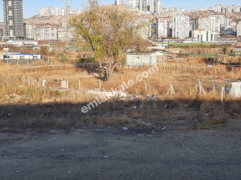 Serhat Ostim Köşe Çit Düz Zemin Kiralık Arsa Yapısız Güvenli Yer Ahmet Memiş