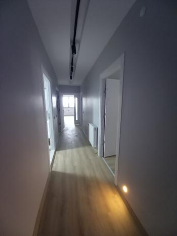 GÜVENAY - ÇORUM BAHÇELİEVLER BAHAR 1.CADDE ÜZERİ SIFIR 2+1 SATILIK DAİRE