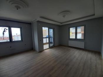 GÜVENAY - ÇORUM BAHÇELİEVLER BAHAR 1.CADDE ÜZERİ SIFIR 2+1 SATILIK DAİRE