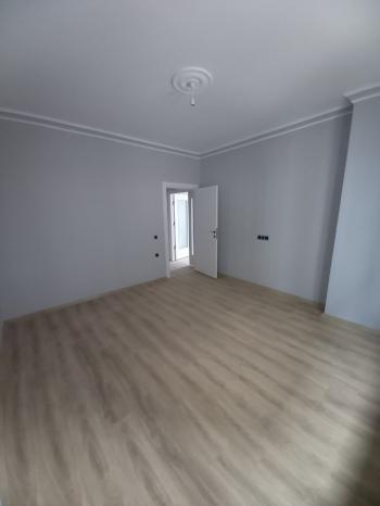 GÜVENAY - ÇORUM BAHÇELİEVLER BAHAR 1.CADDE ÜZERİ SIFIR 2+1 SATILIK DAİRE