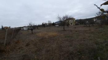 GÜVENAY - ÇORUM AHÇILAR BAĞLARINDA TURKUAZA YAKIN 1,475 m²