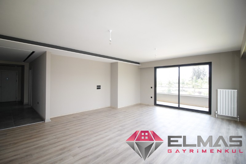 Elmas'tan Lüks Ve Estetiğin Yeni Yuvası Sıfır Proje Sizlerle 4+1