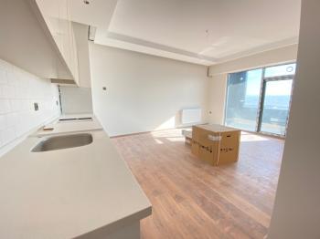 Güvenay - Çorum Uzay Tuzcu Residence Ön Cephe Ara Kat 2+1 Satılık Daire