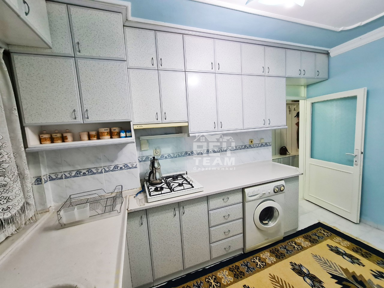Gazi Bulvarı paraleli YENİLENMİŞ FULL EŞYALI SATILIK 3+1 Daire
