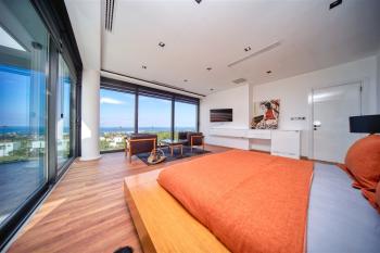 Kıbrıs Girne Bellapais 4+2  Kapanmaz Manzaralı Satılık Villa