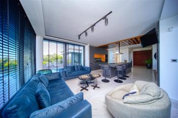 Kıbrıs Girne Bellapais 4+2  Kapanmaz Manzaralı Satılık Villa