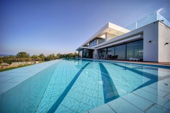 Kıbrıs Girne Bellapais 4+2  Kapanmaz Manzaralı Satılık Villa