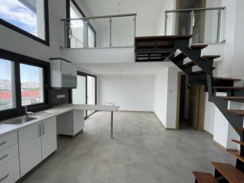  KIBRIS GİRNE ALSANCAK TA ANA CADDEYE YÜRÜME MESAFESİNDE HAVUZLI 1+1 DUBLEX DAİRE