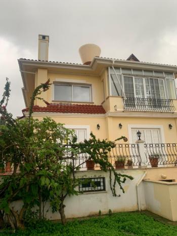 Çatalköy’de satılık 1,5 dönümüm içinde 450 m2 ev