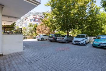 KONYAALTI HURMA MAHALLESİNDE SATILIK 2+1 DAİRE