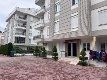 KONYAALTI HURMA MAHALLESİNDE EŞYALI KİRALIK 2+1 DAİRE