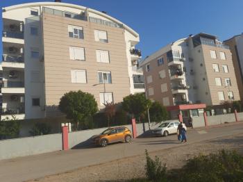 KONYAALTI HURMA MAHALLESİNDE EŞYALI KİRALIK 1+1 DAİRE
