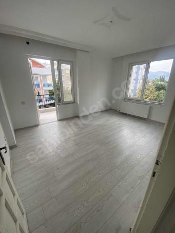 KONYAALTI GÜRSU MAHALLESİNDE KİRALIK BOŞ 3+1 DAİRE