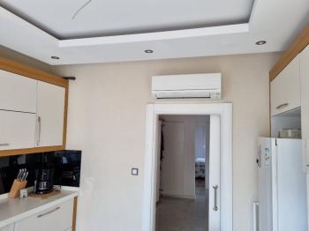 KONYAALTI UNCALI MAHALLESİNDE EŞYALI KİRALIK 4+1 DAİRE