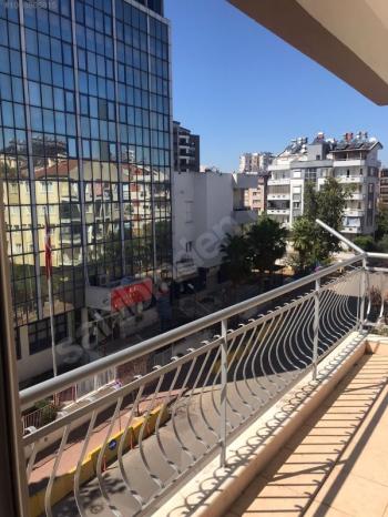 KONYAALTI ÖĞRETMENEVLERİ MAHALLESİNDE SATILIK 5+1 DUBLEKS DAİRE
