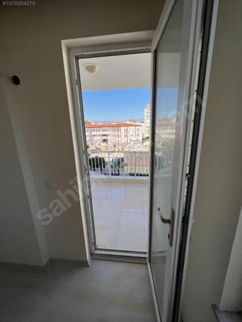 KONYAALTI ÖĞRETMENEVLERİNDE KİRALIK BOŞ 2+1 DAİRE
