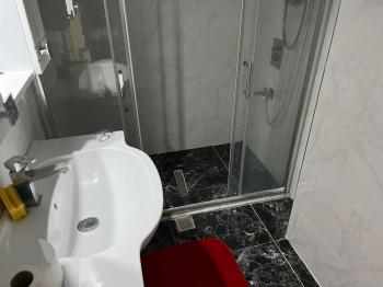 KONYAALTI LİMAN MAHALLESİNDE EŞYALI KİRALIK 2+1 DAİRE