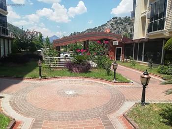 KONYAALTI HURMA MAHALLESİNDE EŞYALI KİRALIK 2+1 DAİRE