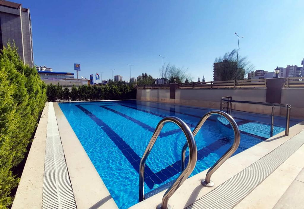KONYAALTI HURMA MAHALLESİNDE SATILIK 2+1 DAİRE