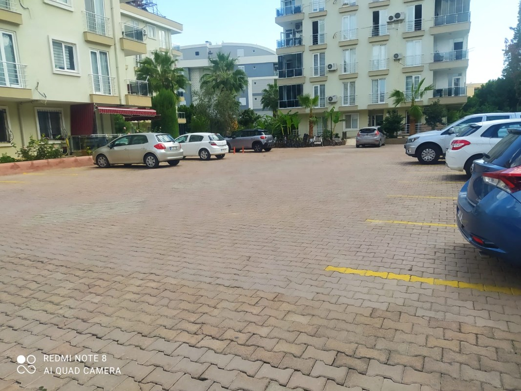 KONYAALTI HURMA MAHALLESİNDE EŞYALI KİRALIK 2+1 DAİRE