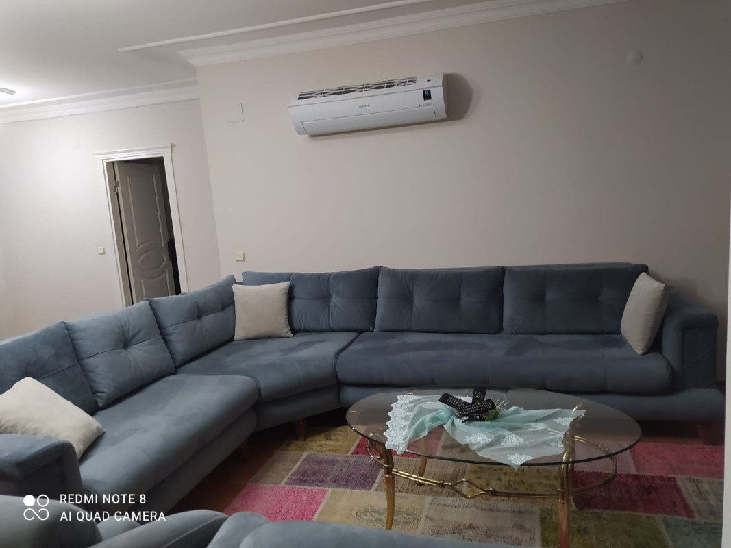 KONYAALTI HURMA MAHALLESİNDE EŞYALI KİRALIK 2+1 DAİRE
