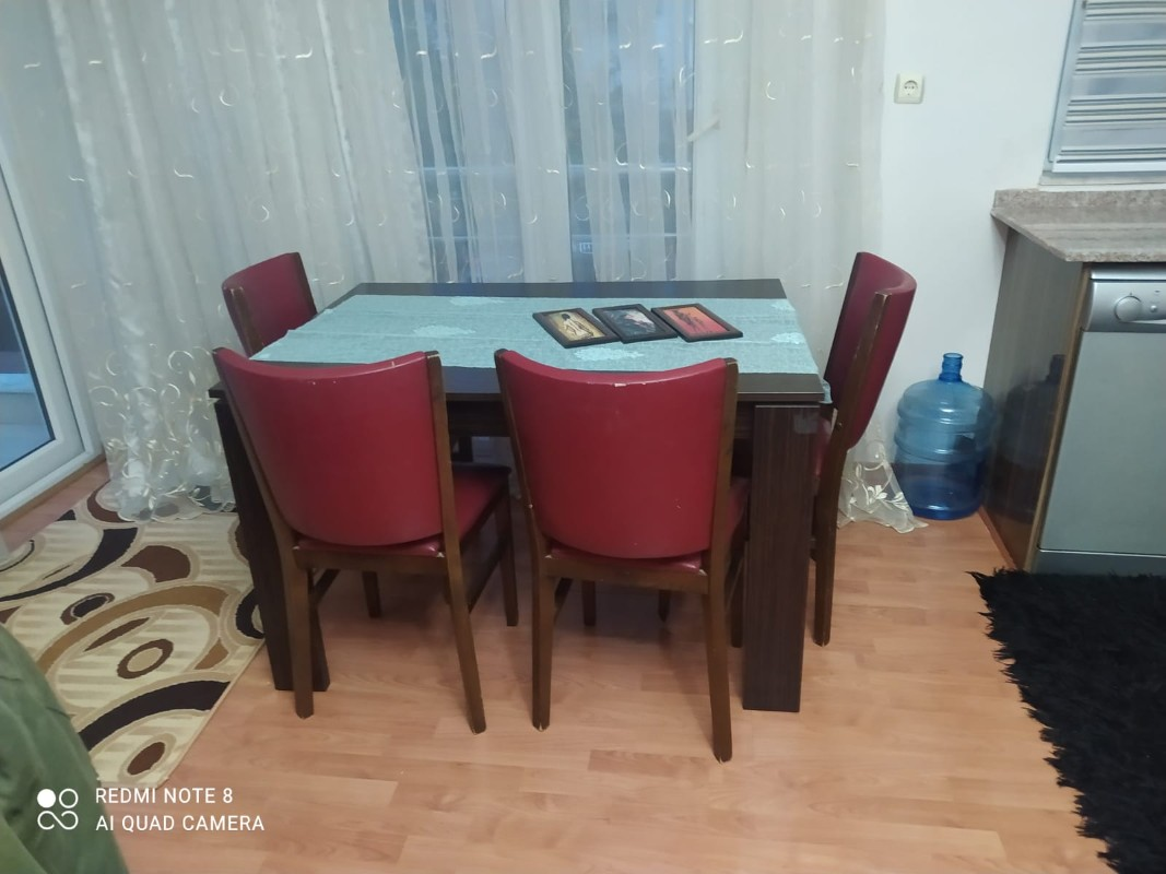 KONYAALTI HURMA MAHALLESİNDE EŞYALI KİRALIK 2+1 DAİRE