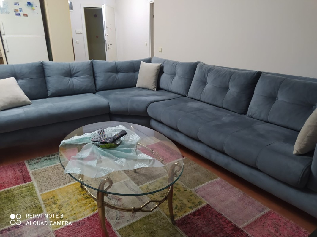 KONYAALTI HURMA MAHALLESİNDE EŞYALI KİRALIK 2+1 DAİRE